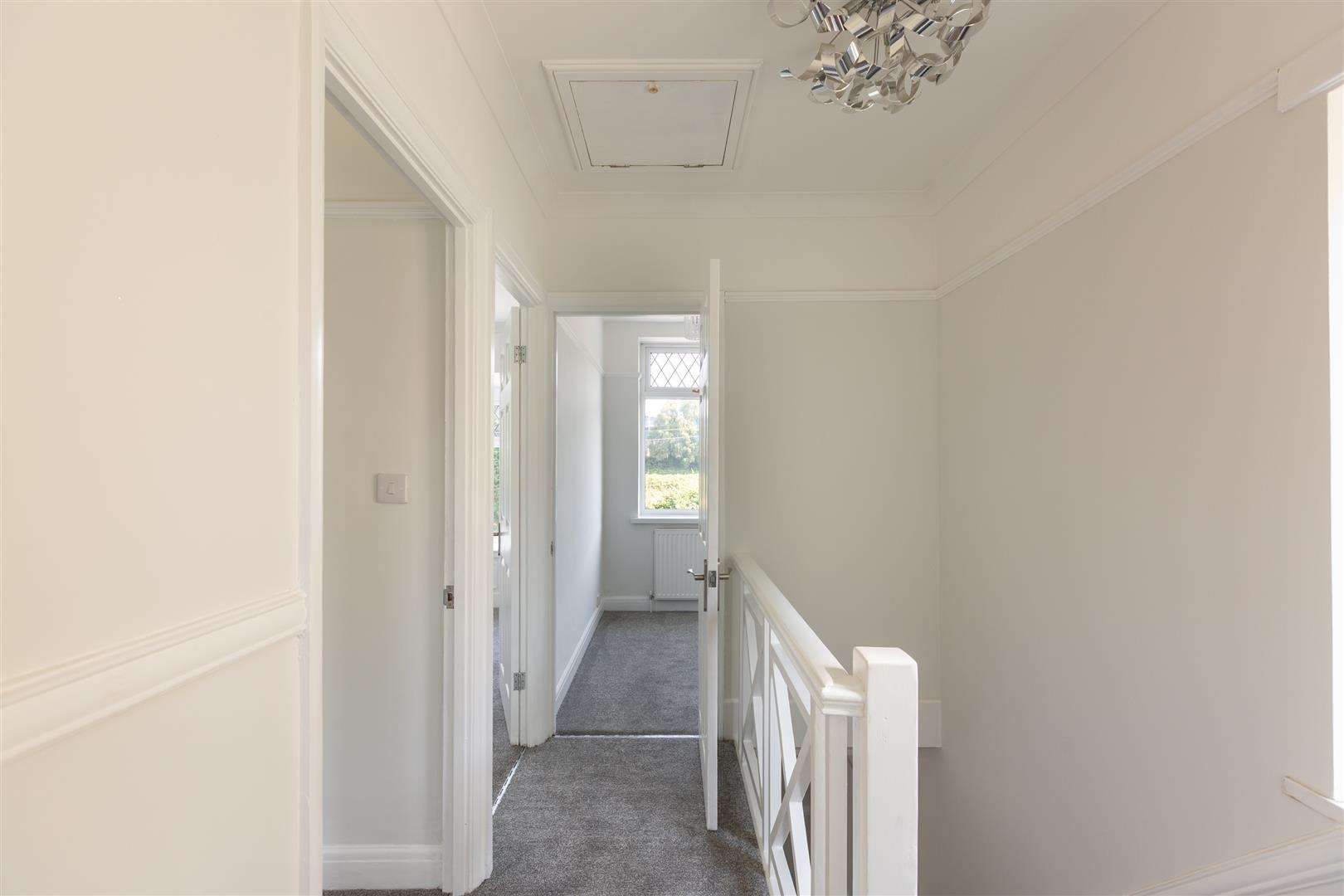 Cwmbach Road, Fforestfach, Swansea, SA5 5BN